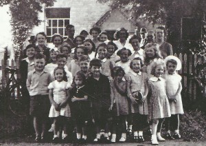 Children outside the old Perry Baptist Church